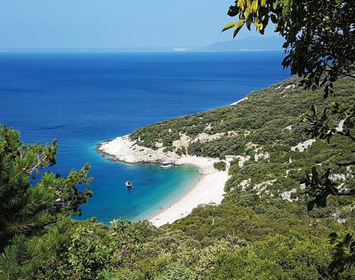 Podgora Experience Suite With Jacuzzi Nerezine Ngoại thất bức ảnh