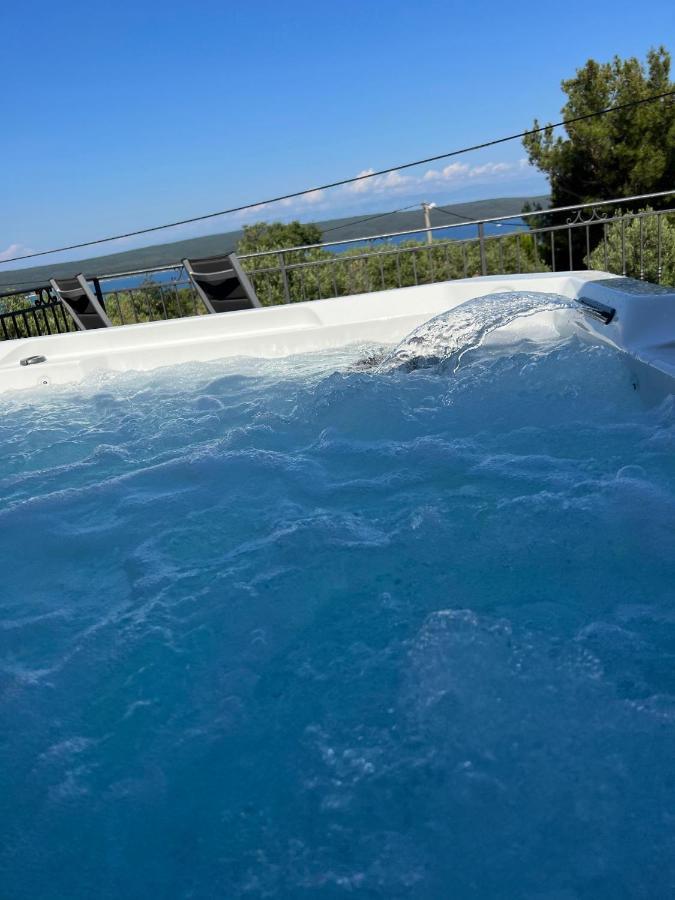 Podgora Experience Suite With Jacuzzi Nerezine Ngoại thất bức ảnh