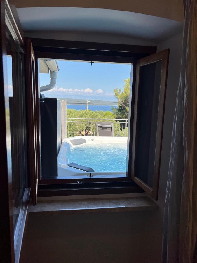 Podgora Experience Suite With Jacuzzi Nerezine Ngoại thất bức ảnh