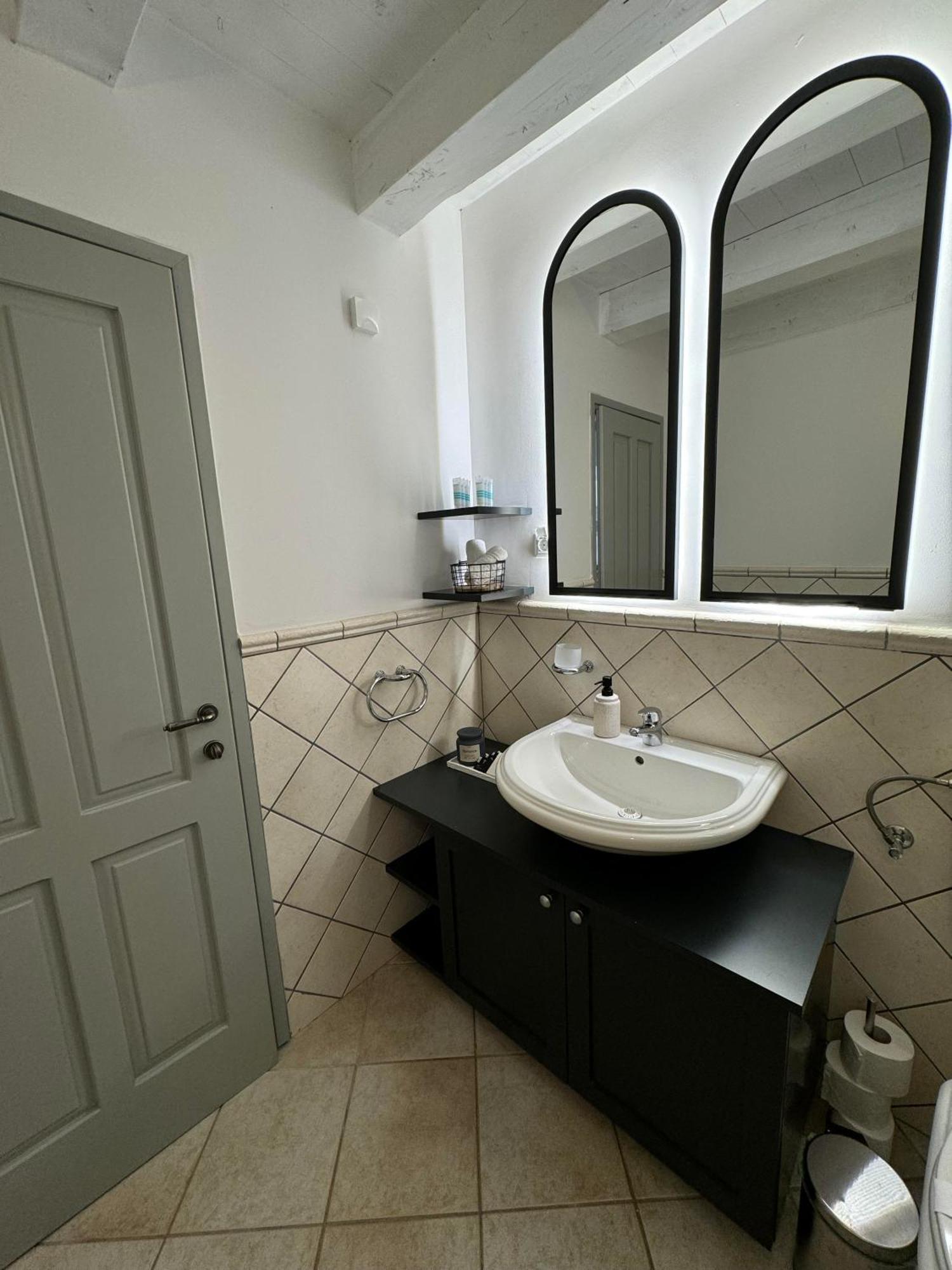 Podgora Experience Suite With Jacuzzi Nerezine Ngoại thất bức ảnh
